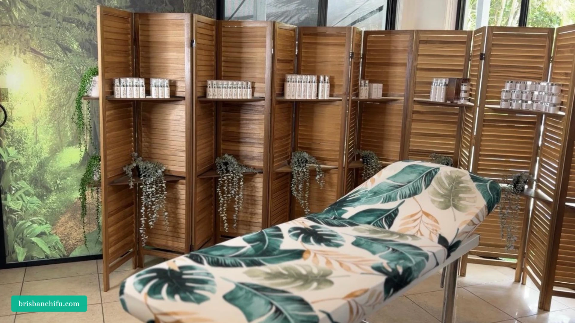 Brisbane HIFU treatment room in Hamilton with tropical styling